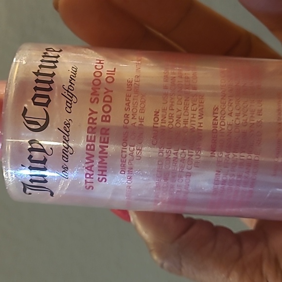 Juicy Couture Pink Strawberry Shimmer Body Oil - 8oz - Picture 5 of 7